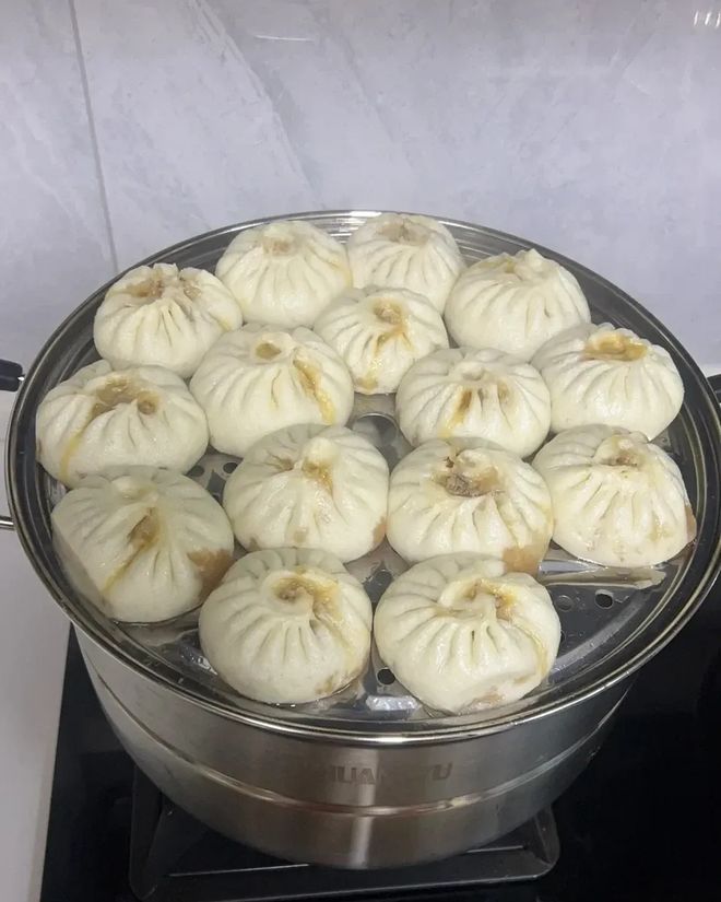 水蒸看看正确的方法！蒸包子是开水蒸还是冷(图1)